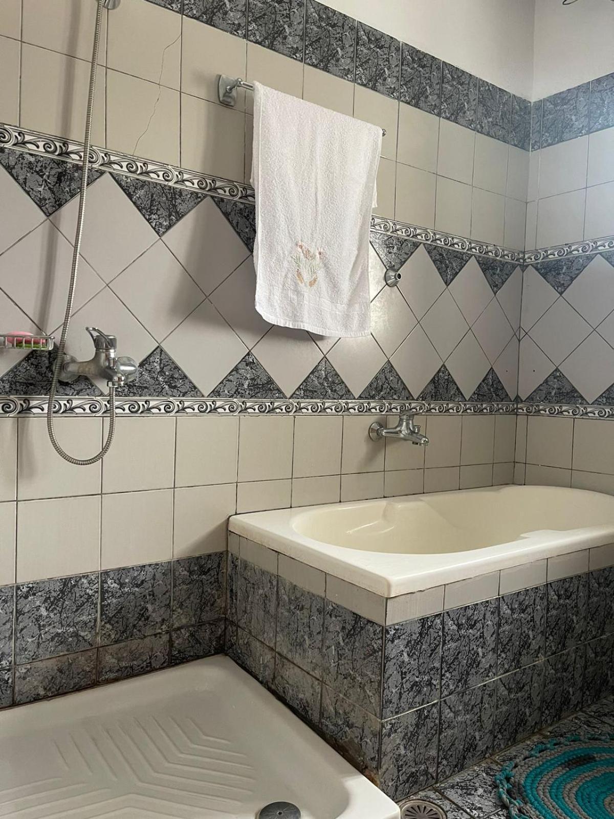 Guest House Lengo Αργυρόκαστρο Εξωτερικό φωτογραφία