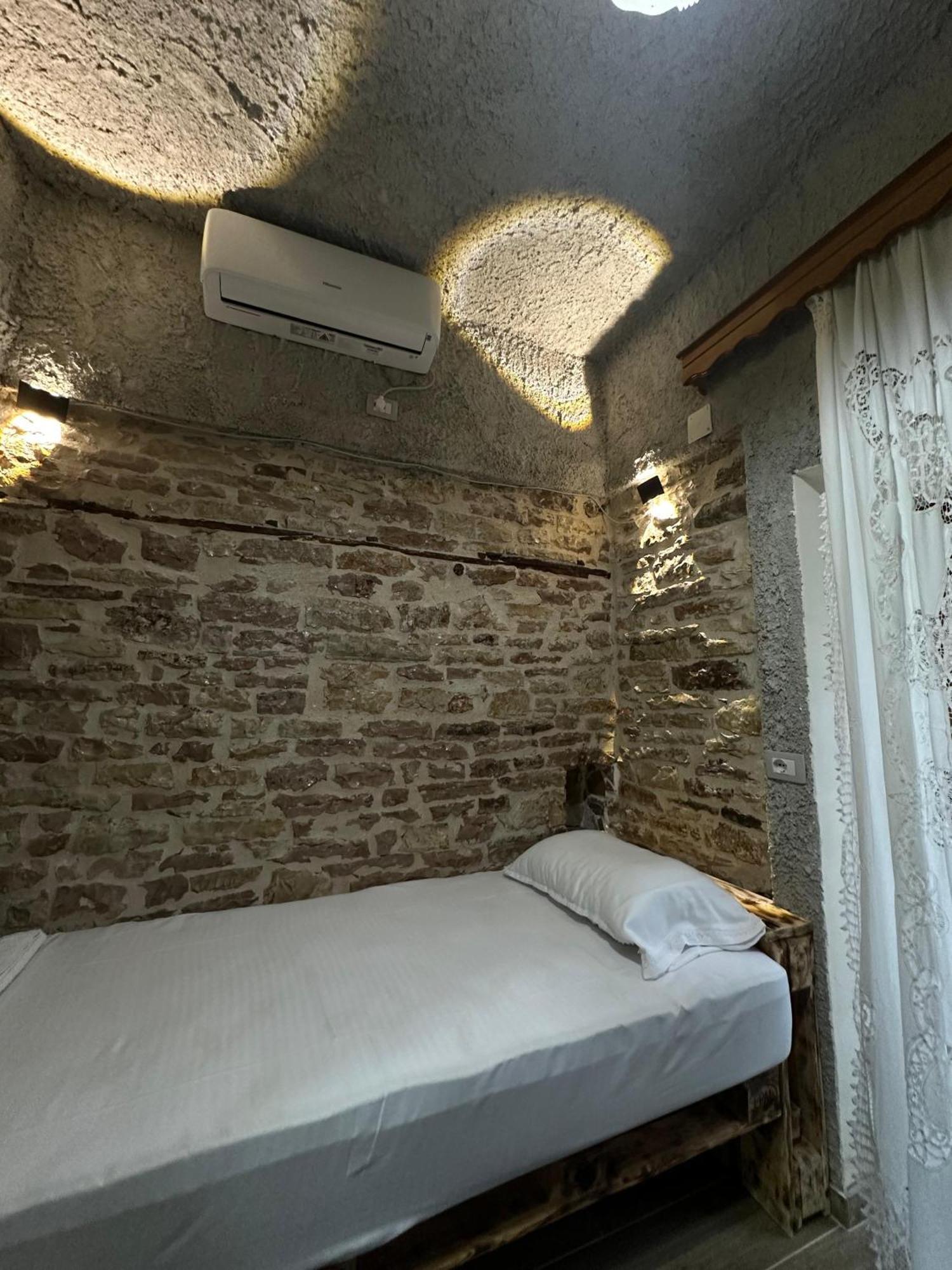 Guest House Lengo Αργυρόκαστρο Εξωτερικό φωτογραφία